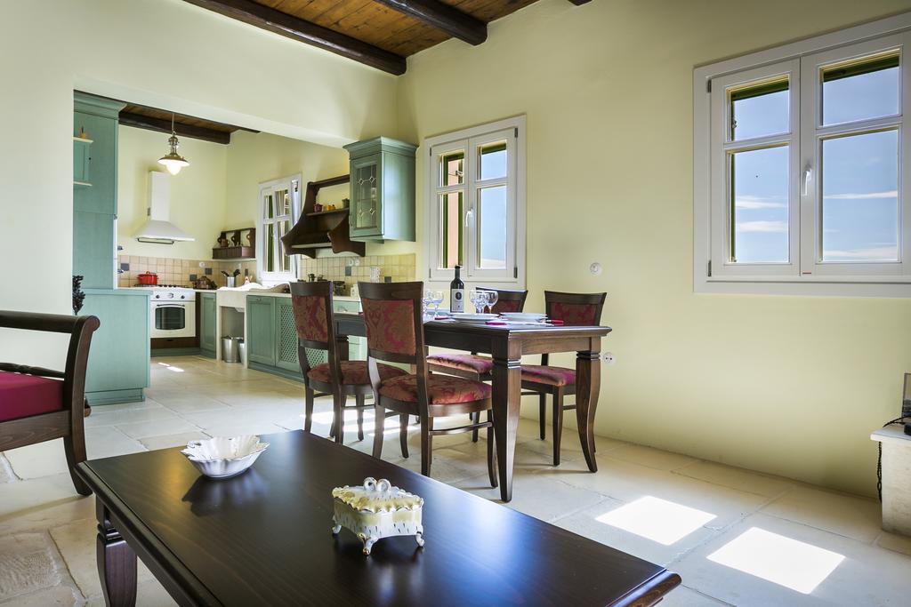 Country Villa Athéras Eksteriør billede